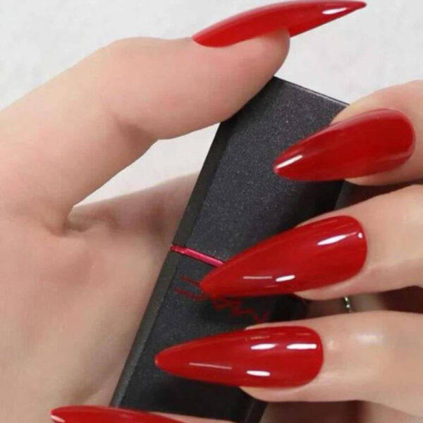 24 Pcs Nails Press-On Manicure Kit - Red