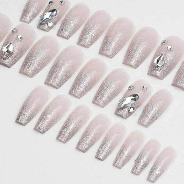 24 Pcs Hot New Beautiful Cute Nails - Image 4